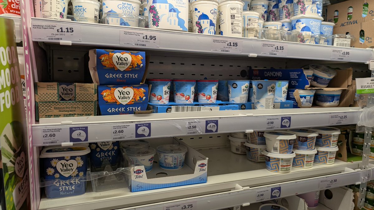 danzinin's tweet photo. @sainsburys why don't your stores stock small tubs of greek yogurt? I only need about 100g for a recipe yet your forcing me to buy 500g, 80% waste which is pathetic! https://t.co/yynRkbTtWv