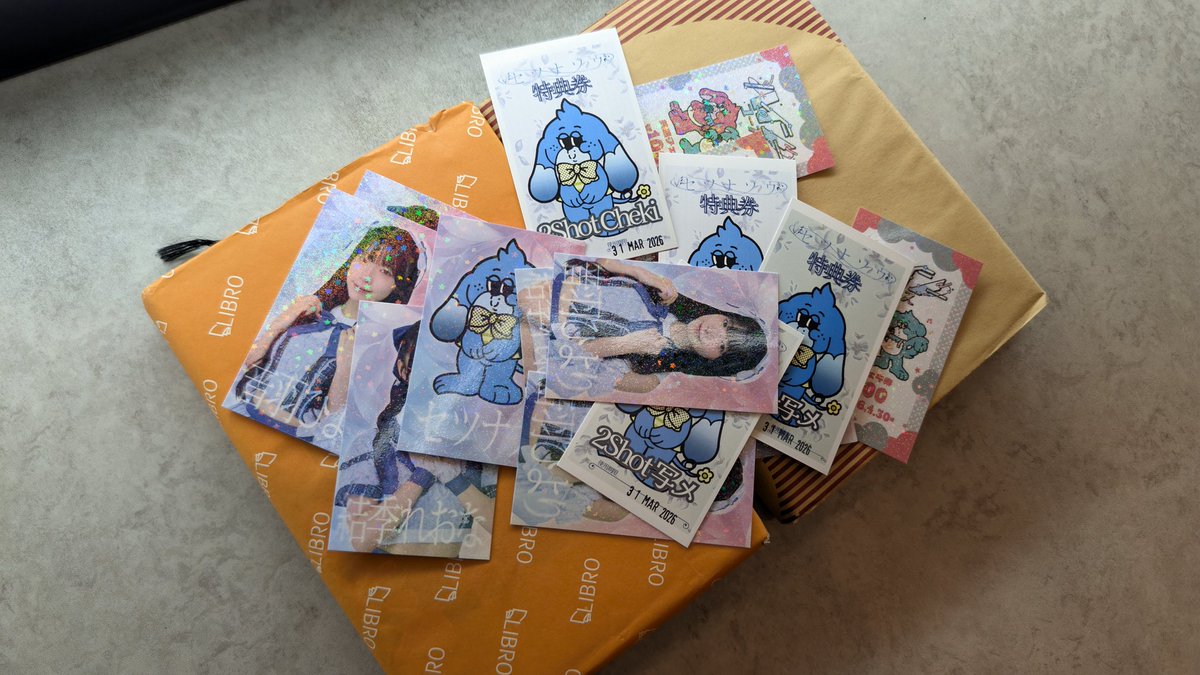 Post by いくたあずさ on X: 今日のチェキ券！