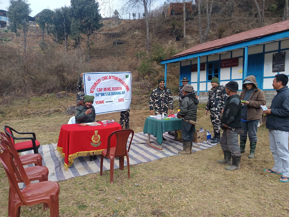 14.02.26 को 30वीं वाहिनी, स.सी. बल, द्वारा CAP के अंतर्गत ग्राम डीरमी में पशु चिकित्सा शिविर का आयोजन किया गया। शिविर में 71 पशुओं का उपचार एवं पशुपालकों को FMD, HS, LSD एवं रेबीज से संबंधित जागरूकता प्रदान की गई। ग्रामीणों के स्वास्थ्य और पशुधन संरक्षण हेतु SSB सदैव प्रतिबद्ध।