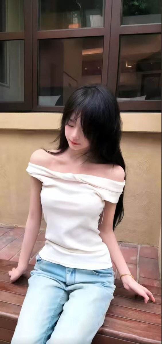 丽丽-AI脱衣一键去除 tweet media