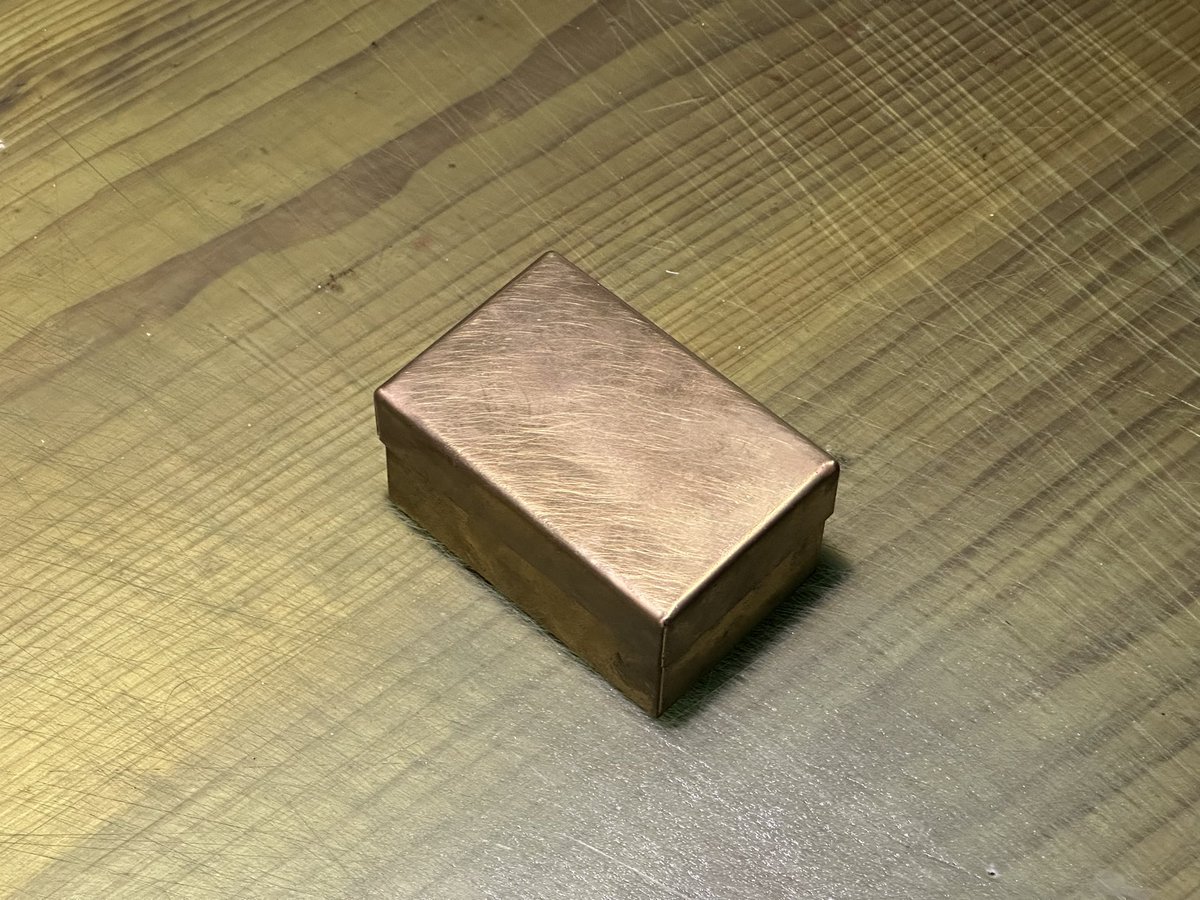 twi_hiro's tweet image. 気になったらすぐ使えるようにスポンジ制作。

#レザークラフト #leathercraft