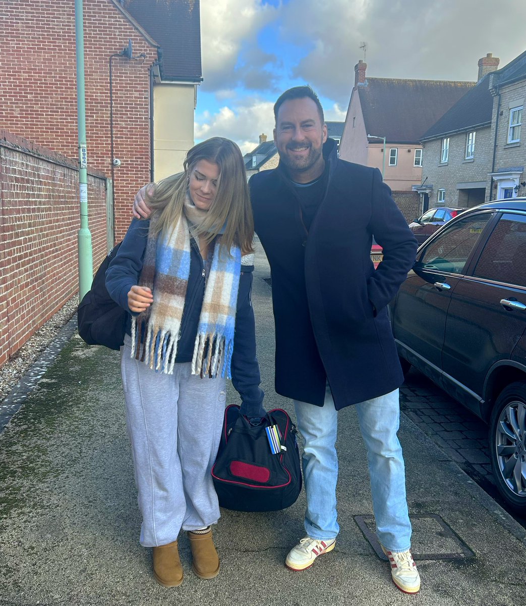 Ian Woan's left peg tweet media