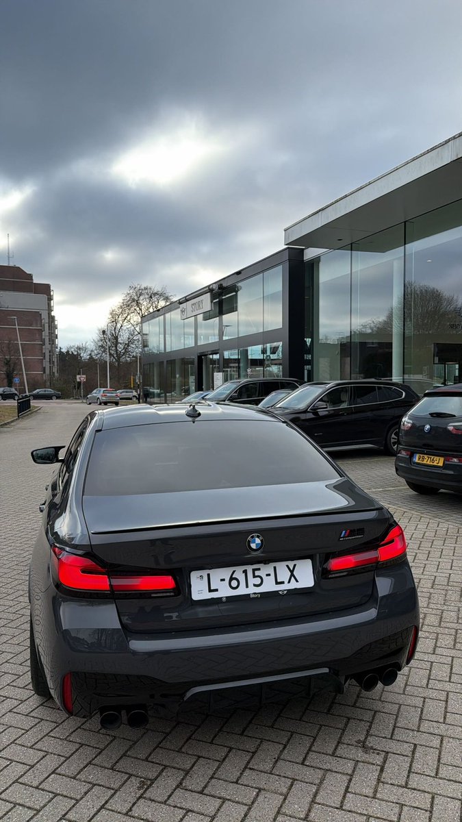 flexxtrades tweet media