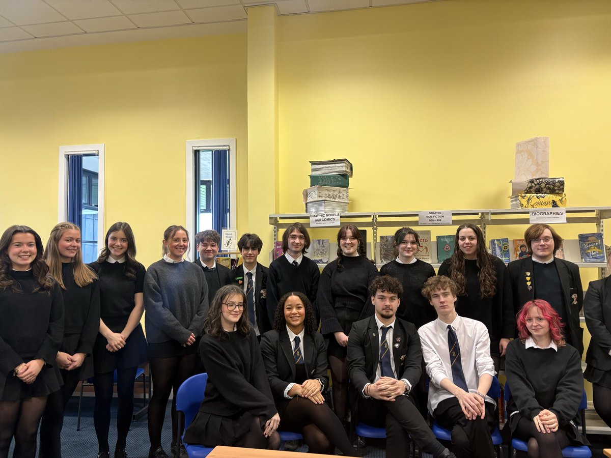Bearsden Academy Library tweet media
