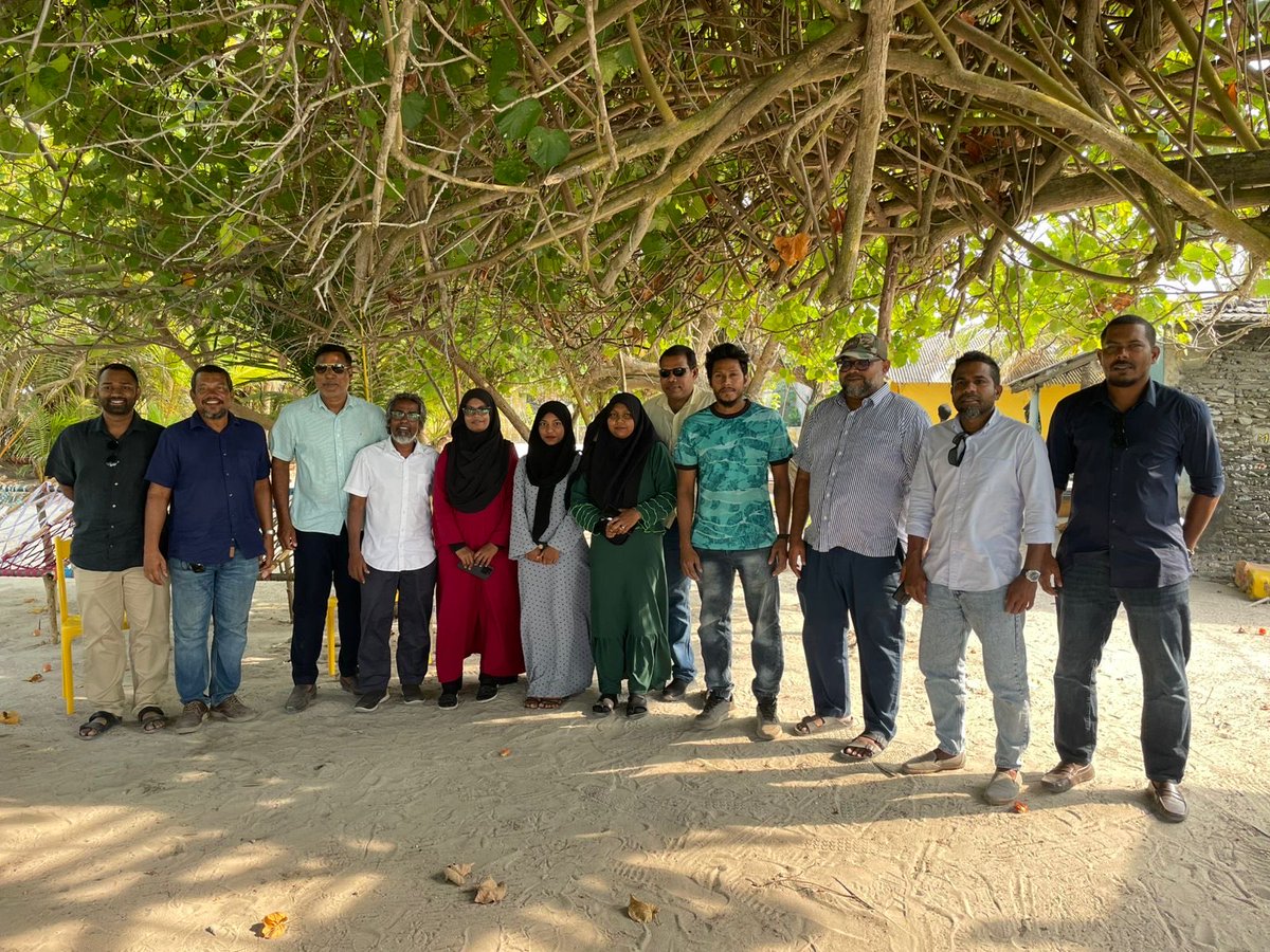 ކުރިއަށް އޮތް ލޯކަލް ކައުންސިލް ތަކުގެ އިންތިޚާބާއި އަންހެނުންގެ ތަރައްޤީއަށް މަސައްކަތްކުރާ ކޮމިޓީއަށް ވާދަކުރައްވާ ށ.ނޫމަރާ އެމްޑީޕީގެ ކެންޑިޑޭޓުންނާއި އެކު އެމްޑީޕީ ޕާރލިމަންޓްރީ ގުރޫޕްގެ މެންބަރުން، ރައްޔިތުންގެ ތާއިދު ހޯދުމަށް ށ.ނޫމަރާގައި މިއަދު ކުރިއަށްގެންދިޔަ ދޮރުން