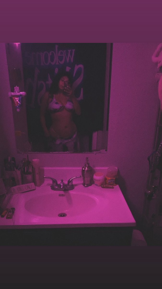 Oopsimtrippy tweet media