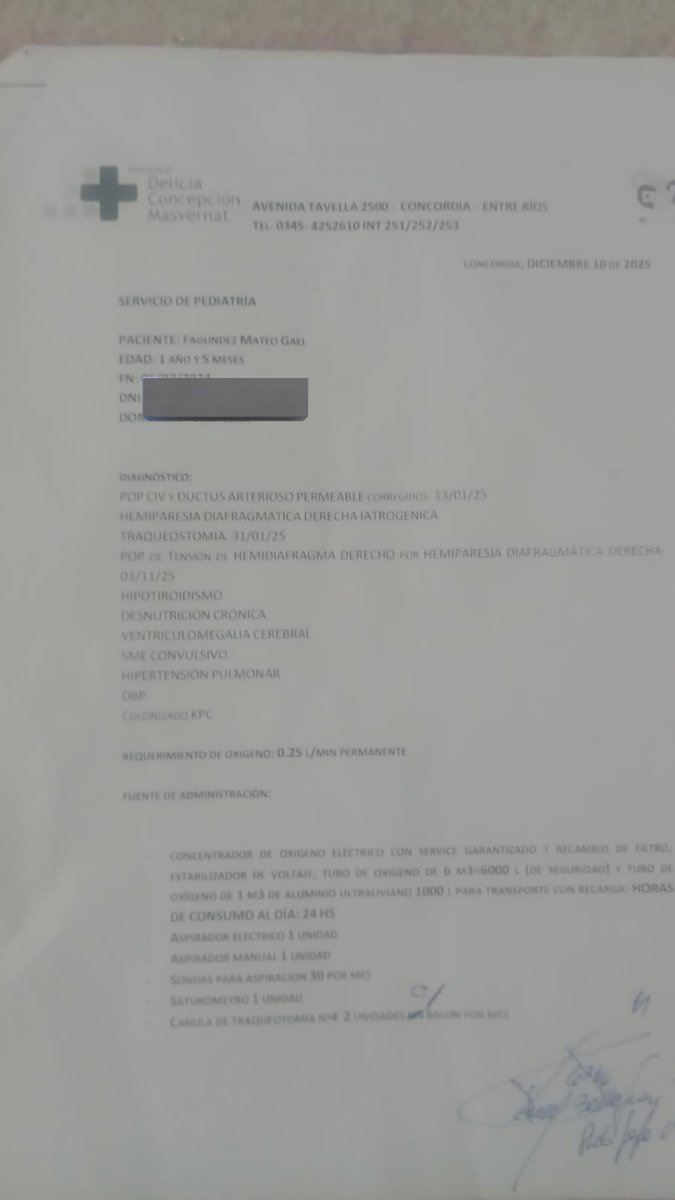 Actualizamos. Necesitamos $1.400.000 Mateo tiene 1 año y 5 meses, está apto para ir a casa pero necesita 1 concentrador de oxígeno, 1 aspirador,1 tubo domiciliario y uno de traslado.Nos ayudas? si 14000 personas donan $100 el podrá ir a casa.Alias: SolidaridadFcnea se agradece rt