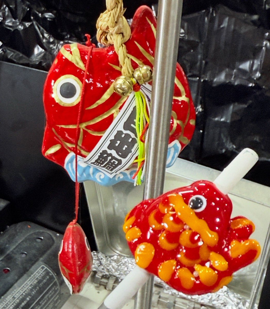 すんごく久々に“目出鯛とんぼ玉”を制作したら、手順をすっかり忘れてしまったσ(^_^;)

#めで鯛 #とんぼ玉