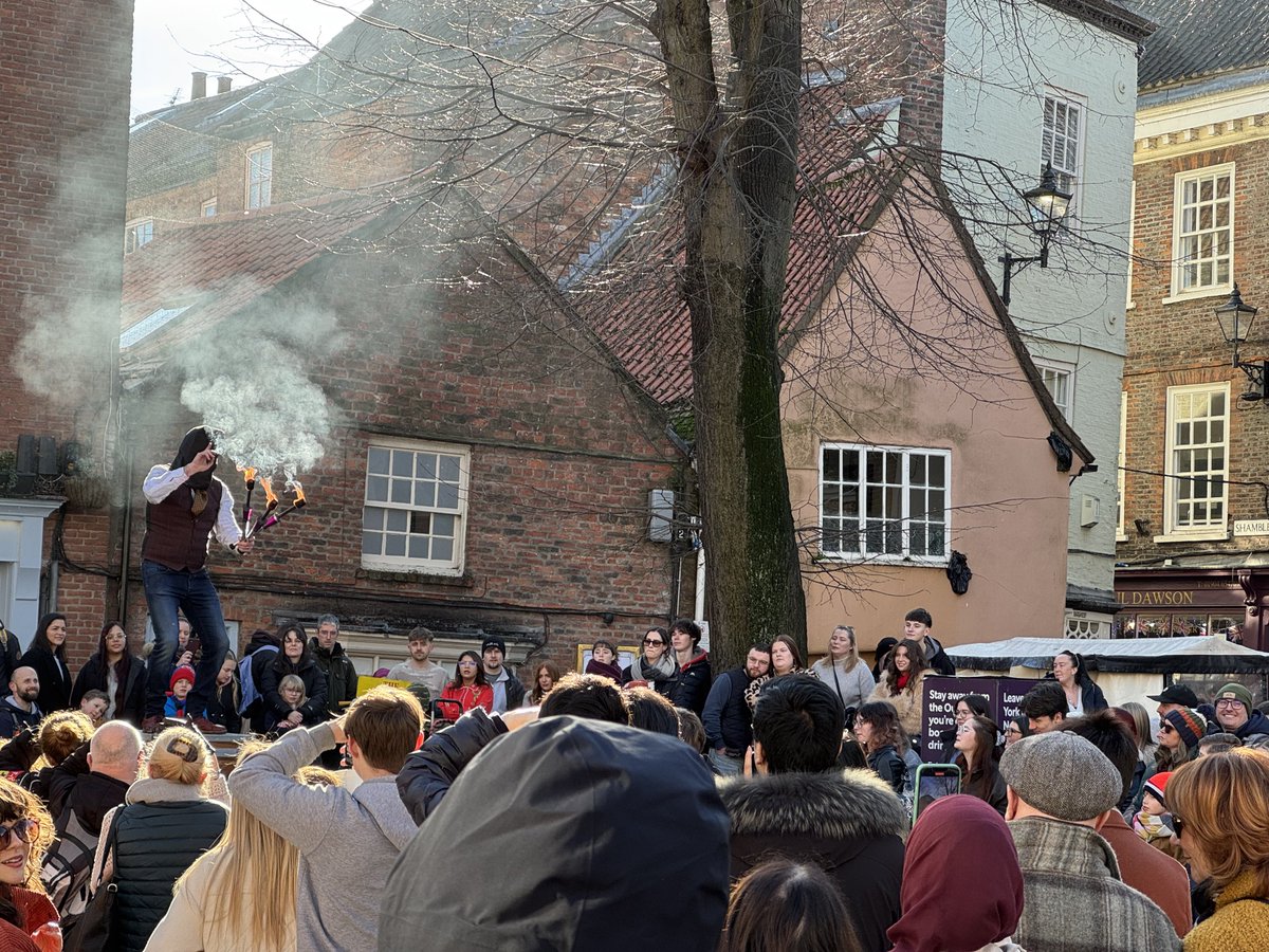 kingssquareyork's tweet image. Street performances today in the square #york #liveperformance #streetshow #visityork