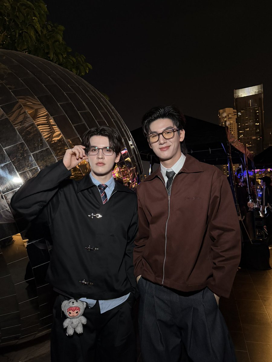 ภาพรวม

UTCC DANCE X MosBank 

#UTCCDANCECONTESTxMosBank
#MosBank #UTCCDANCECONTEST
#UTCCDANCECONTESTNo8