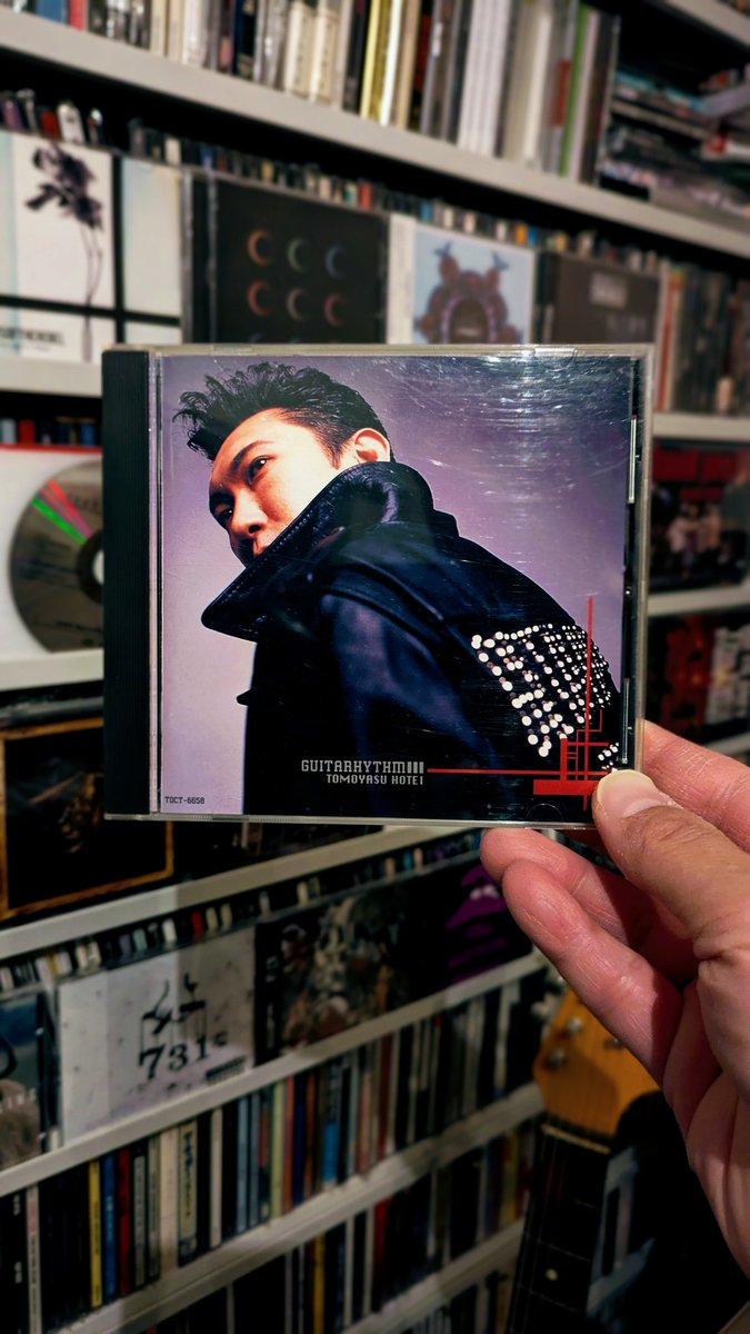 かなーり久しぶりに聴いた、布袋さんのGUITARHYTHM3。
マイクエドワーズ、アンディ・マッケイ、クリス・スペディング、ニールXってゲスト陣も凄いけど、やっぱ曲が良いよね✨️
さよならアンディウォーホルとか大変好みです！