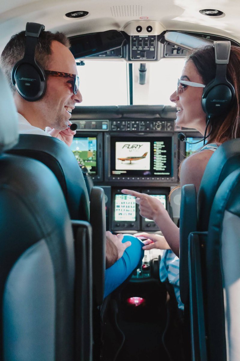 piperaircraft's tweet image. Proof that love really is in the air. ✈️❤️

Celebrate Valentine’s Day by taking your favorite co‑pilot flying. The only thing more romantic than roses is a horizon drenched in sunset.

-
#PiperAircraft #FreedomOfFlight #FlyPiper #Aviation #Aircraft #ValentinesDay