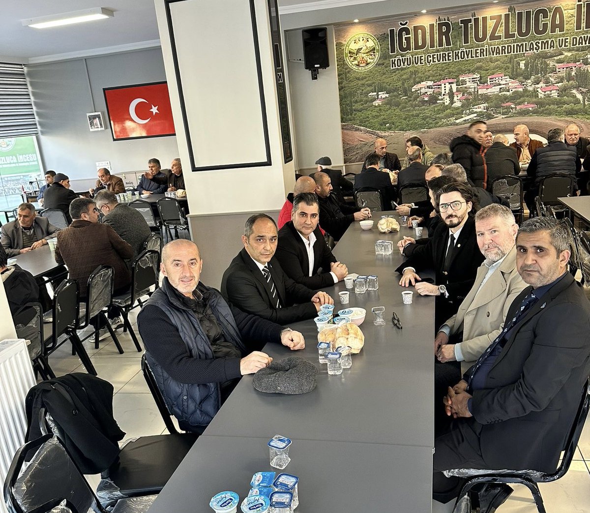 Gaziosmanpaşa İlçe Başkanlığı olarak, Pendik İlçe Başkanımız <a href="/fatihkorkusuzz/">Fatih korkusuz</a>’un kıymetli yeğeninin cenaze törenine <a href="/alihakanagaoglu/">ali hakan</a> ile birlikte katılarak acısını paylaştık.
Minik yavrumuza Allah’tan rahmet; ailesine sabır diliyoruz.

<a href="/devapartisi/">DEVA Partisi</a> @istanbuldeva @devrankenc