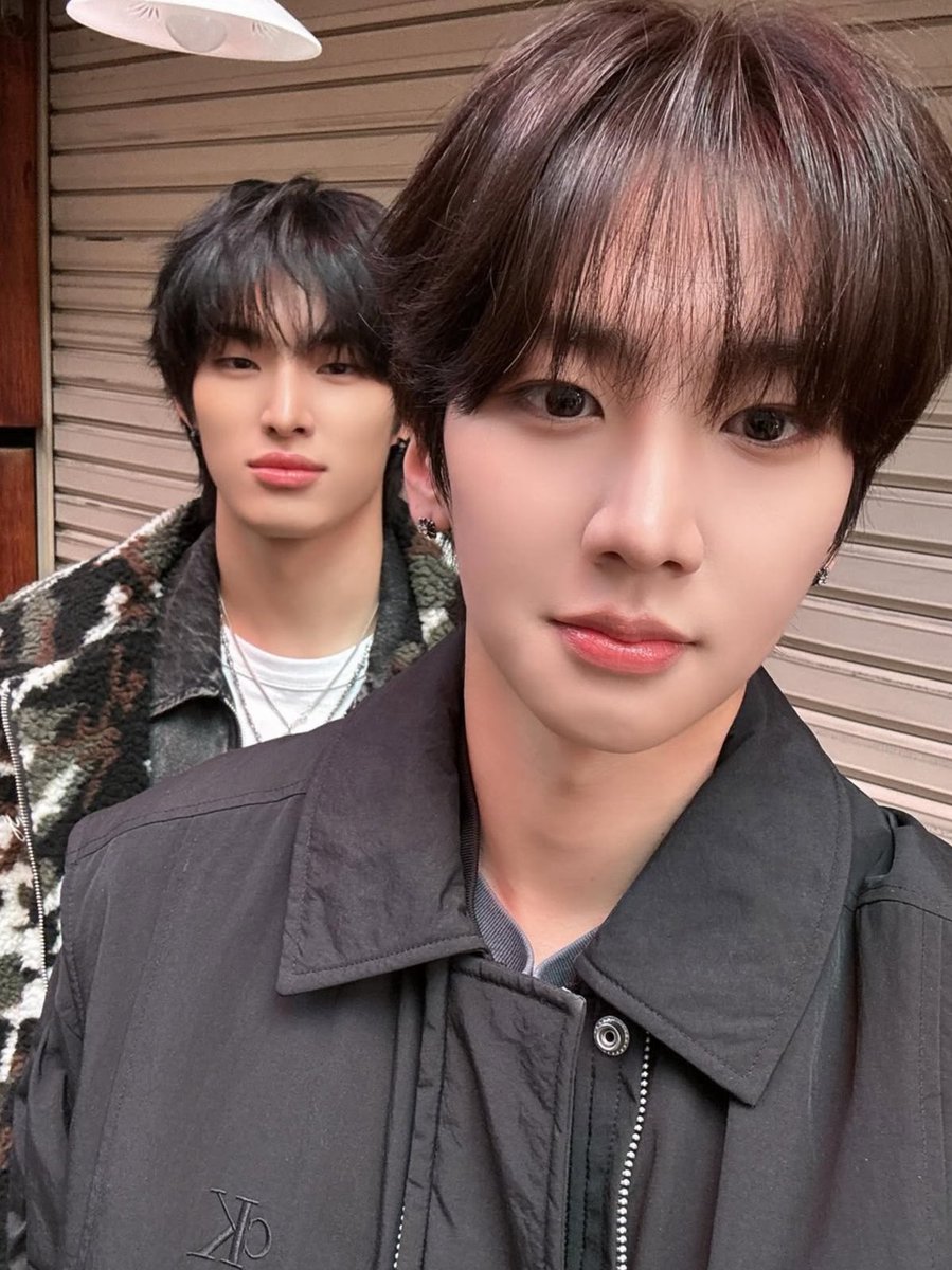 어떻게 자리도 딱 알맞게 섰지