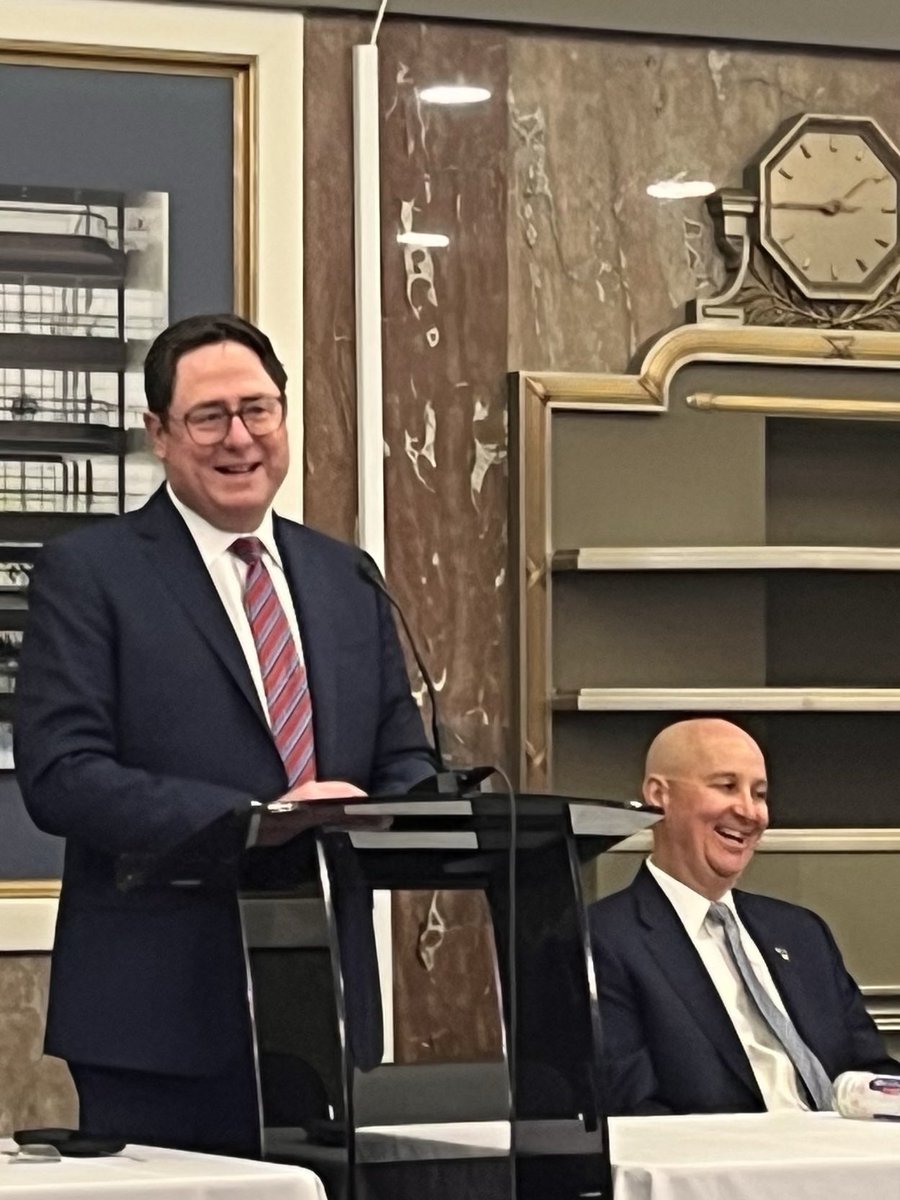 Kara Foster tweet media