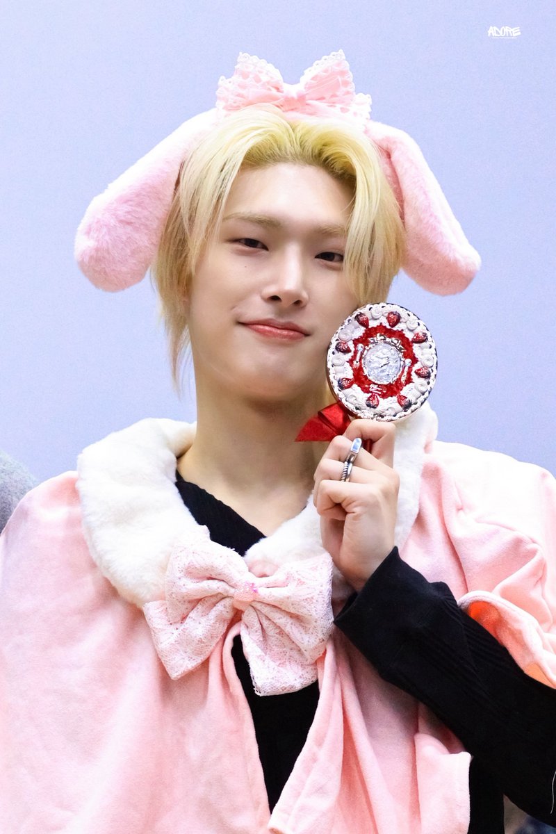 𝑨𝒅𝒐𝒓𝒆 tweet media