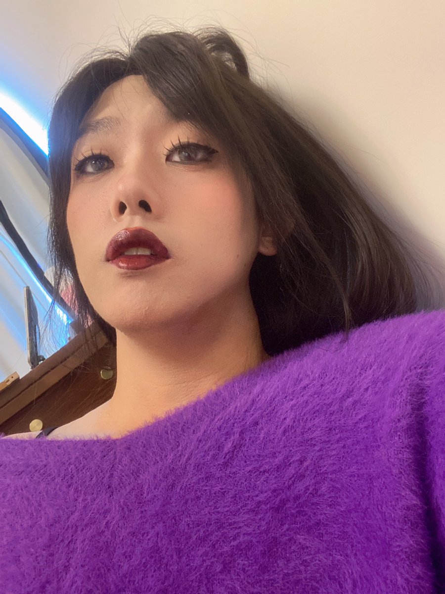 是的，是漂亮的小三