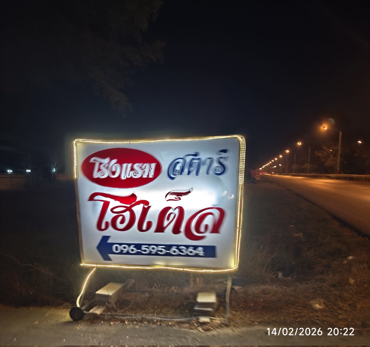 tons tweet media