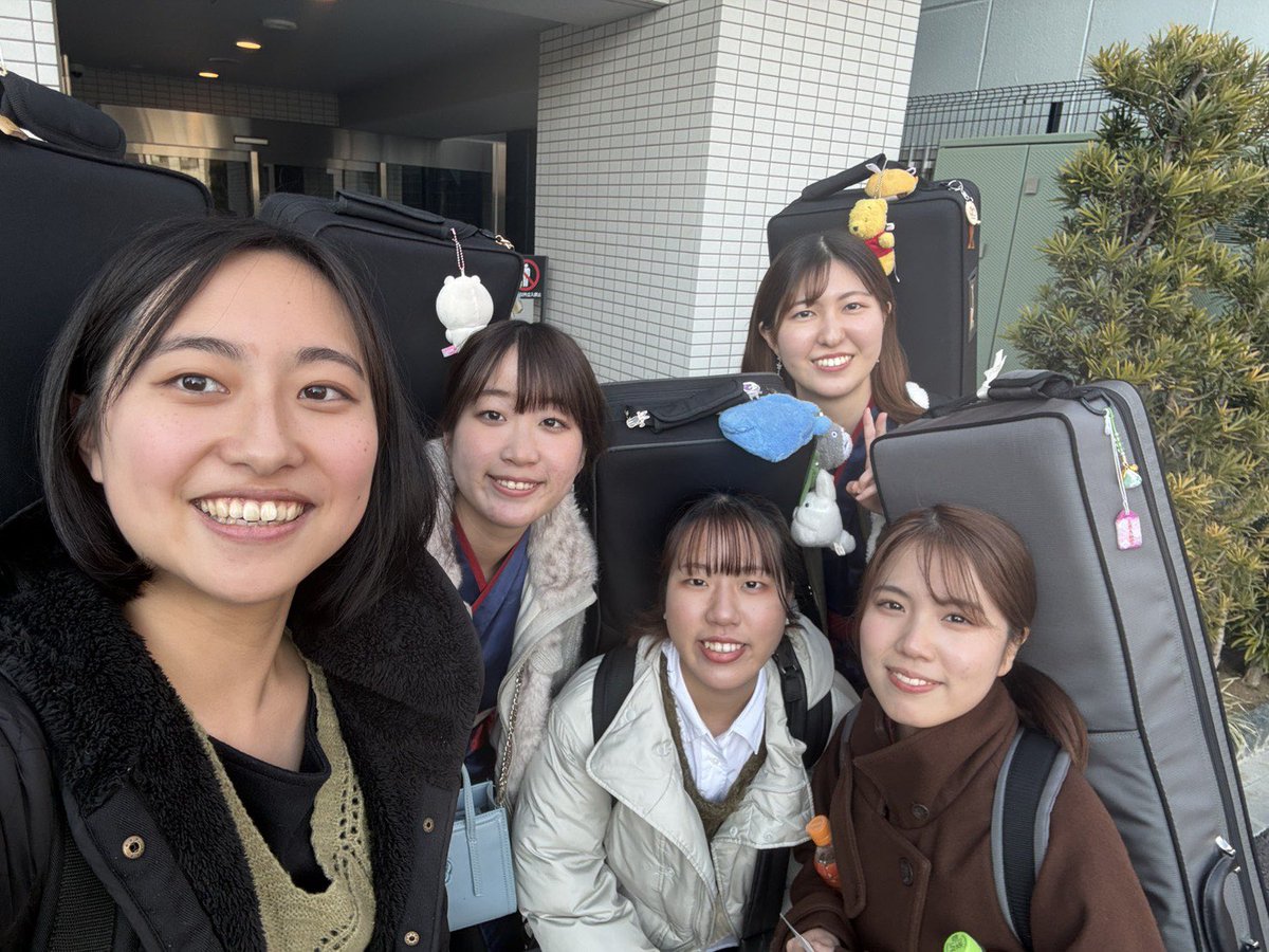 2月13日（金）
デイサービスりっくるにて演奏させていただきました！
みなさま手拍子や歌を一緒に歌ってくださり温かい雰囲気でのびのびと演奏することができました🫶
利用者の方ともお話しでき嬉しかったです！ありがとうございました！