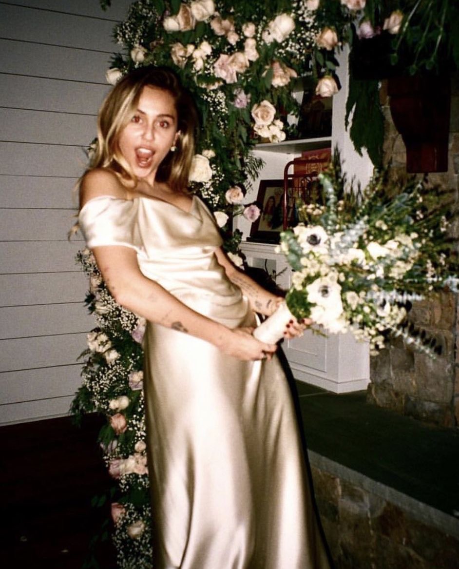 Miley Cyrus wishing fans a happy Valentine’s Day - 

“Don’t be sad if you don’t have a Valentine. You can always buy yourself flowers and take yourself dancing. That’s still better than being with a cheater who’ll make a fool out of you anyway.”