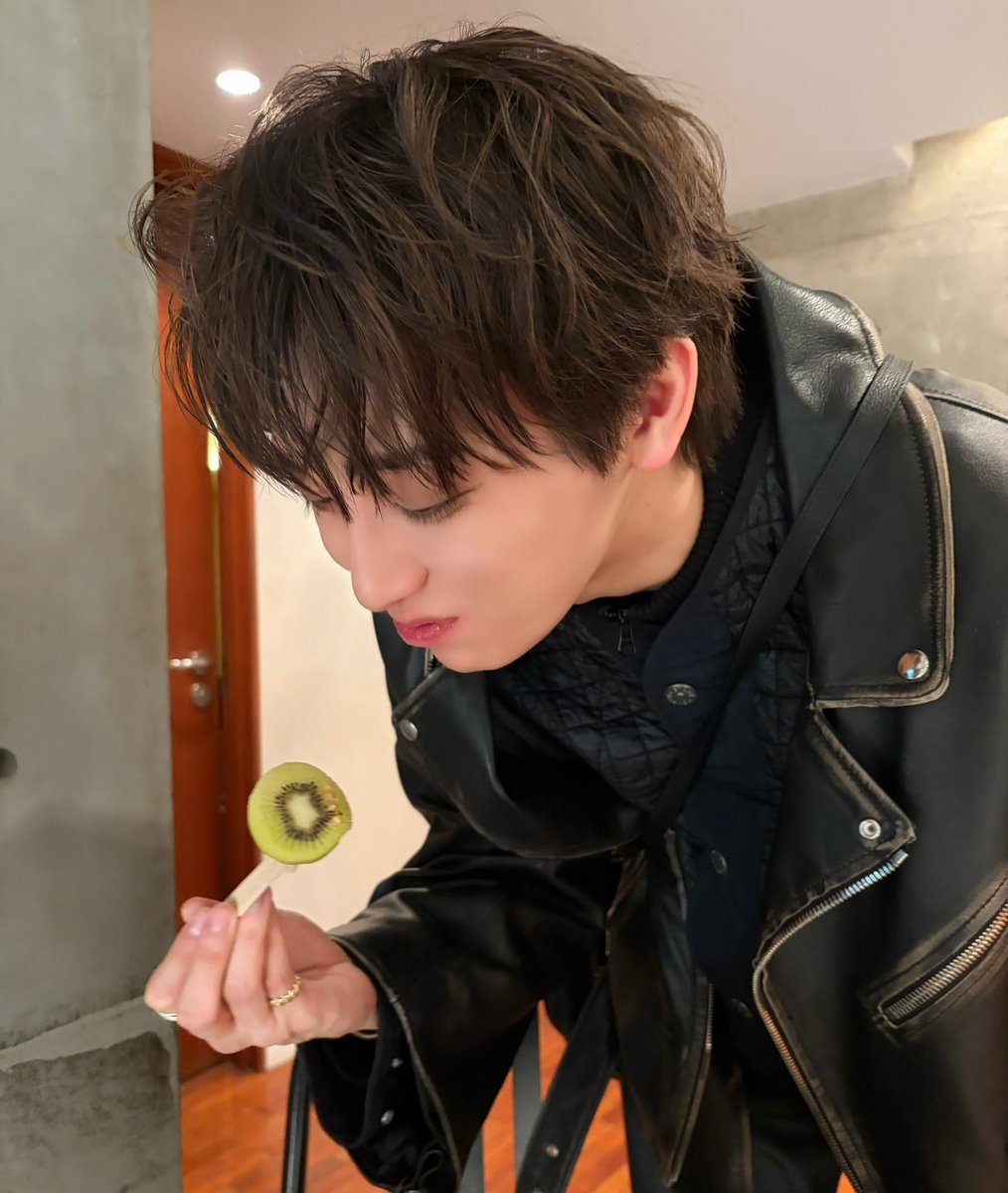 高尾颯斗&STAFF tweet media