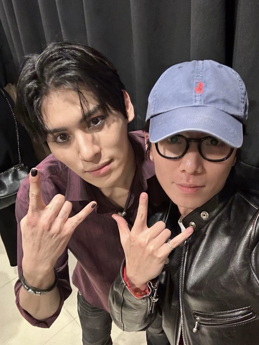 0_rbsl's tweet image. 렌트 죽인다 
턍로저 Rock &amp;amp; Roll❤️‍🔥🔥🔥🔥🔥🤟