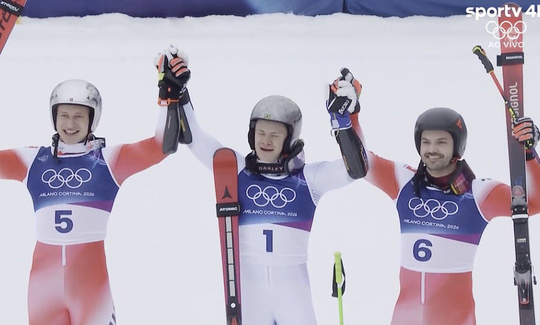 sisiesportes's tweet photo. OS CARA É GRANDE MAS NOIS É RUIM!!!

🥇🥇🥇🥇🥇🥇🥇🥇🥇 https://t.co/4dZwBfK5A7
