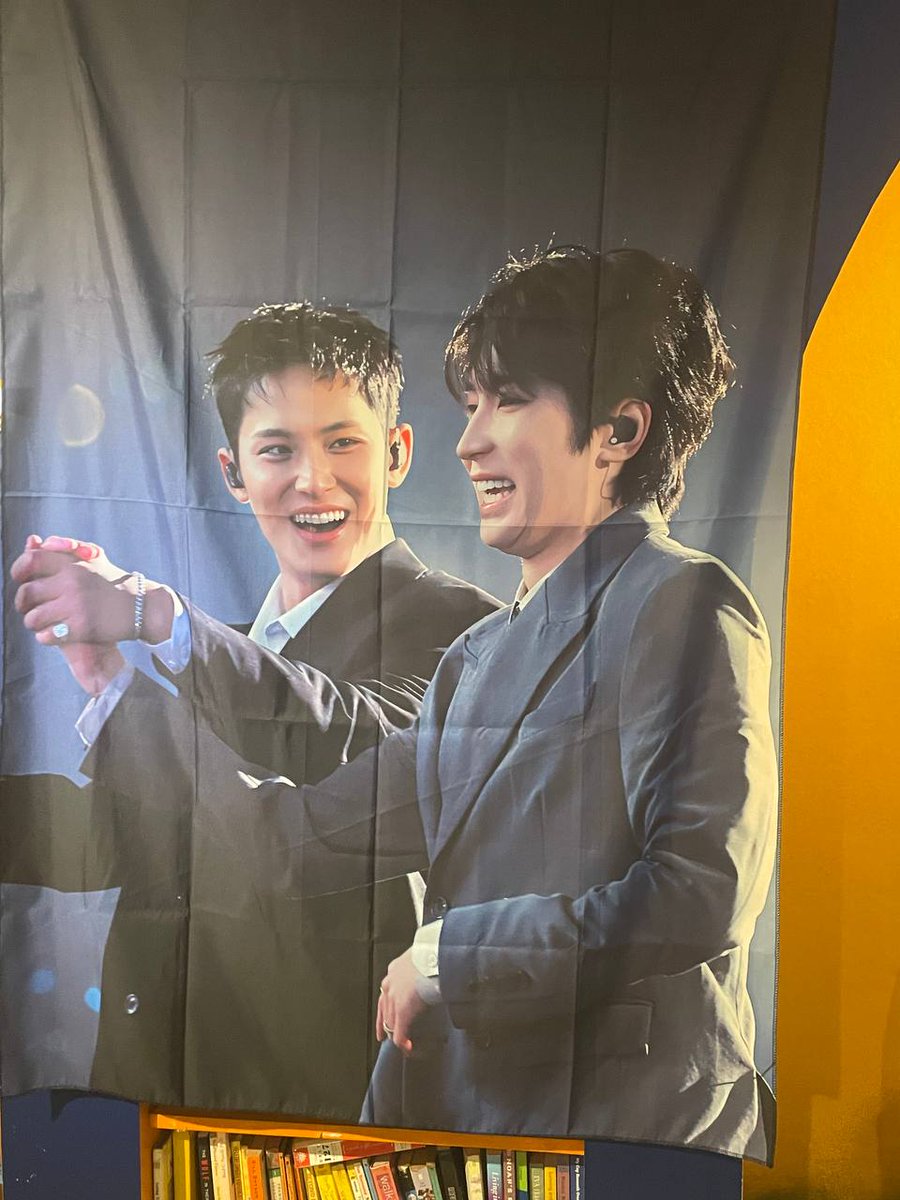 raspberae_boo's tweet image. #MWeltingUnderYourHeat

Sulit byahe mula Bataan hanggang manila🥹🫶