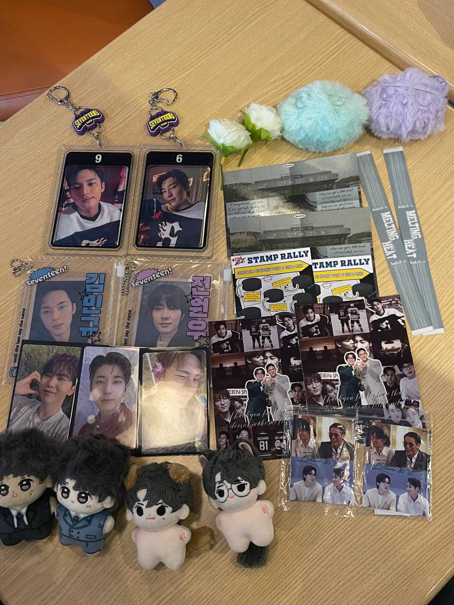 raspberae_boo's tweet image. #MWeltingUnderYourHeat

Sulit byahe mula Bataan hanggang manila🥹🫶