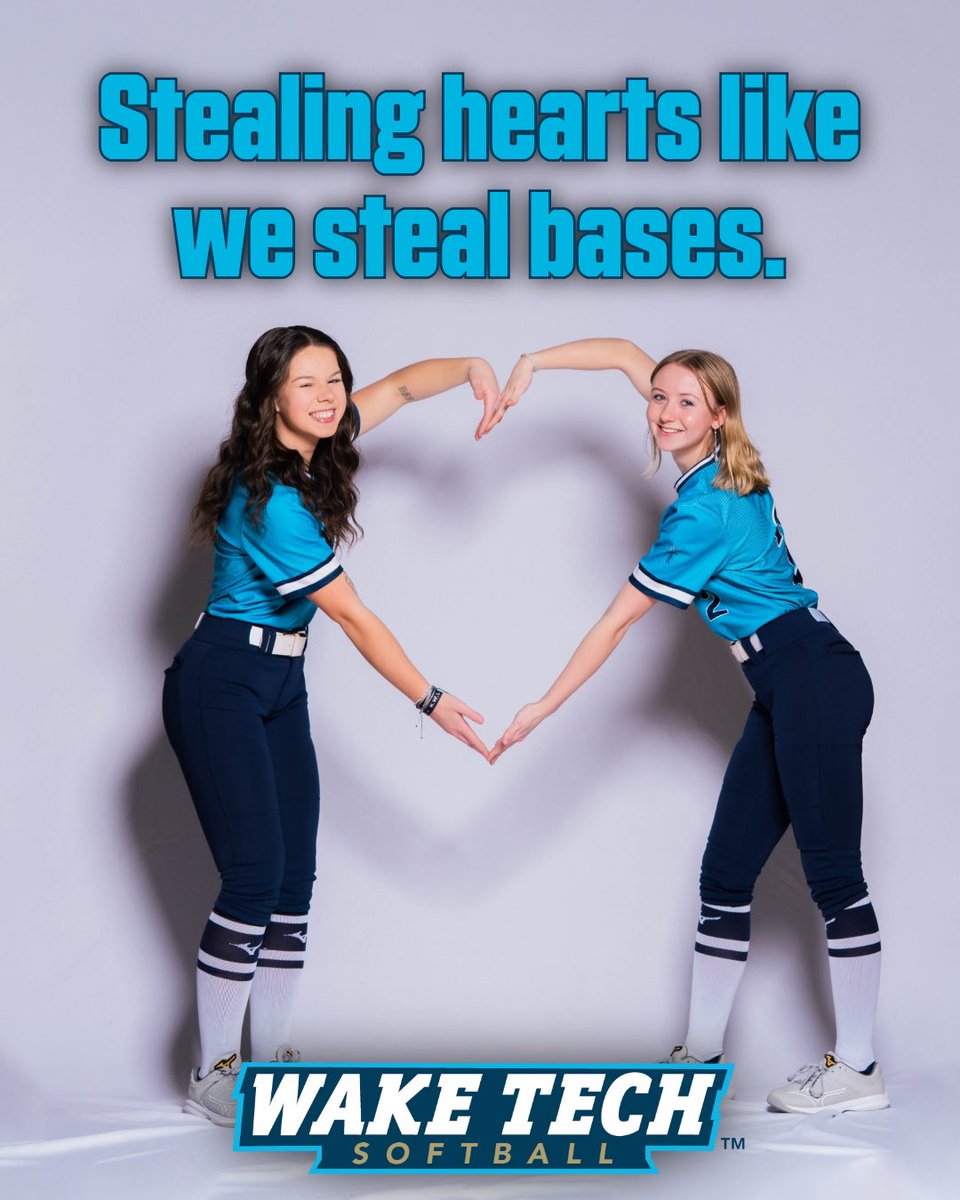 WakeTechSB's tweet photo. Happy Valentine’s Day from #WakeTech softball! 🦅🥎💖 https://t.co/sTCSADYyNC