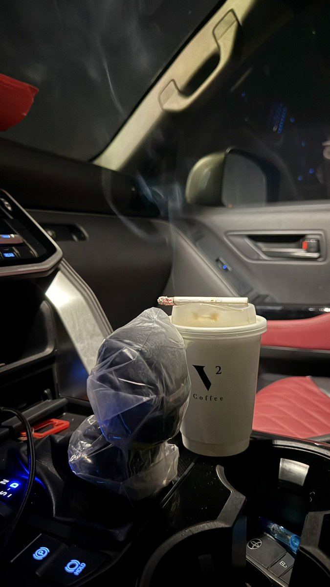 « ما أتحلوى مُر الأيام لين أذوقها ».