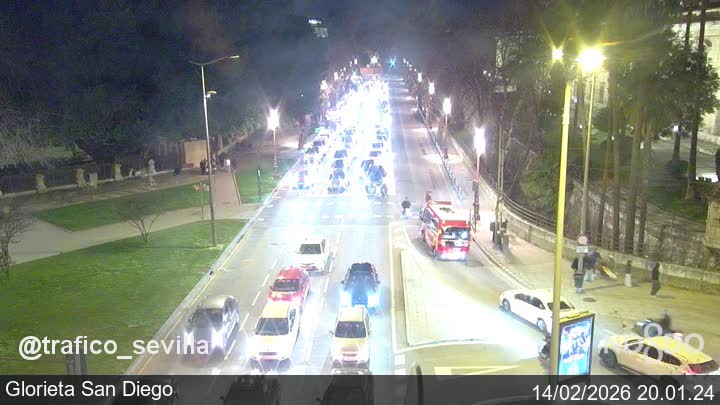 🚦20:00 #Tráfico intenso:
▪Palos de la Frontera
 traficosevilla.es <a href="/EmergenciasSev/">Emergencias Sevilla</a> #SevillaHoy #Sevilla #TDSActualidad #TraficoSevilla #Movilidad