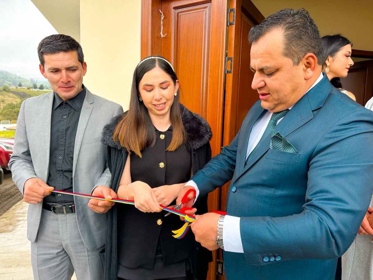 📍#Tungurahua | Participamos en la inauguración del Centro de Desarrollo Infantil “Estación de los Sueños” en conjunto con el GAD Municipal de Mocha, y la presencia de nuestro señor Subsecretario de Desarrollo Infantil Nelson Sierra. 
🏠👶🏼
#MDHenTerritorio 
#ElNuevoEcuadorCumple