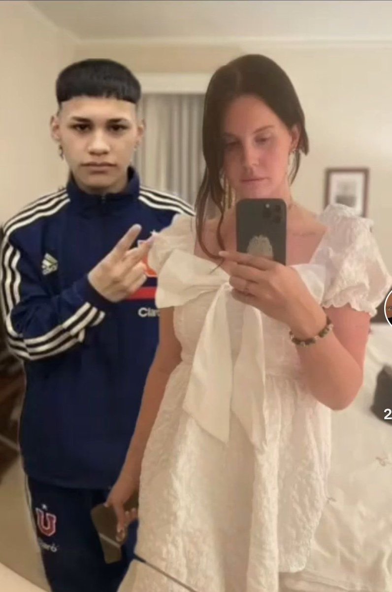 mariannno_'s tweet image. entre a instagram y todas las historias son de parejas así