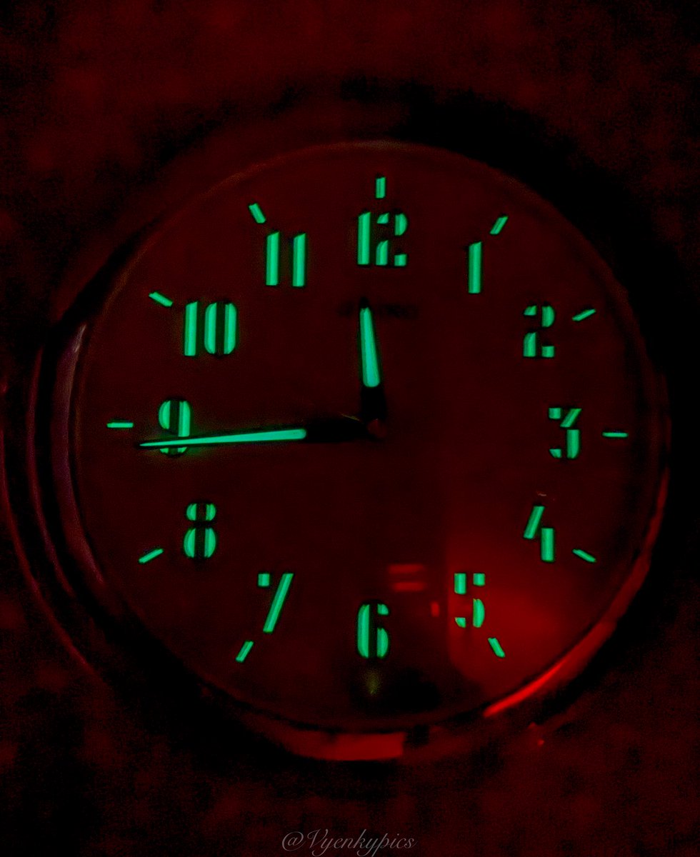 Vyenky_Khatao's tweet photo. My soul just before midnight.
#Vyenkypics
#theme_pic_India_lowlight
#BeforeMidnight https://t.co/z4JoXQpAOO