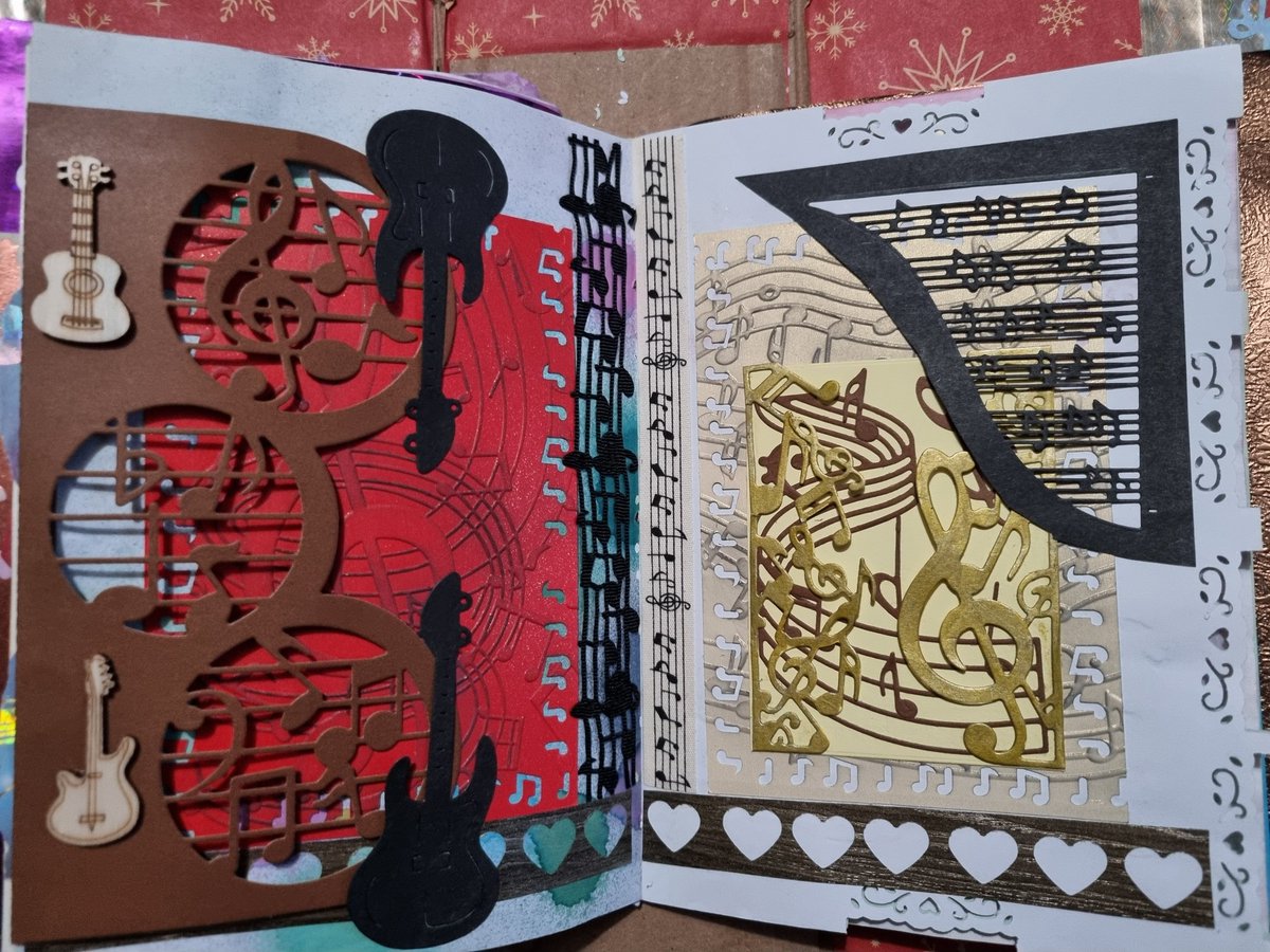 levmania tweet media