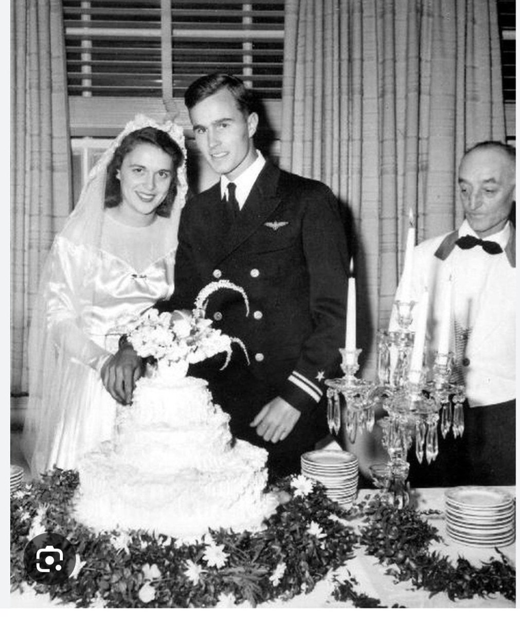 Donna Rae Lands tweet media