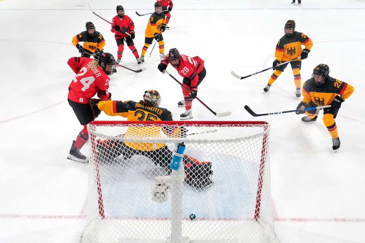 Team Canada tweet media