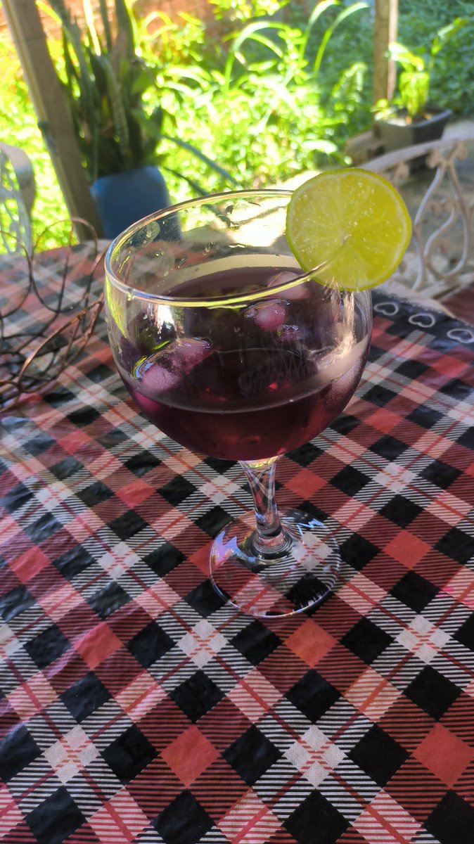 acordei com dores na coluna, não vou consegui trabalhar 🥹💀