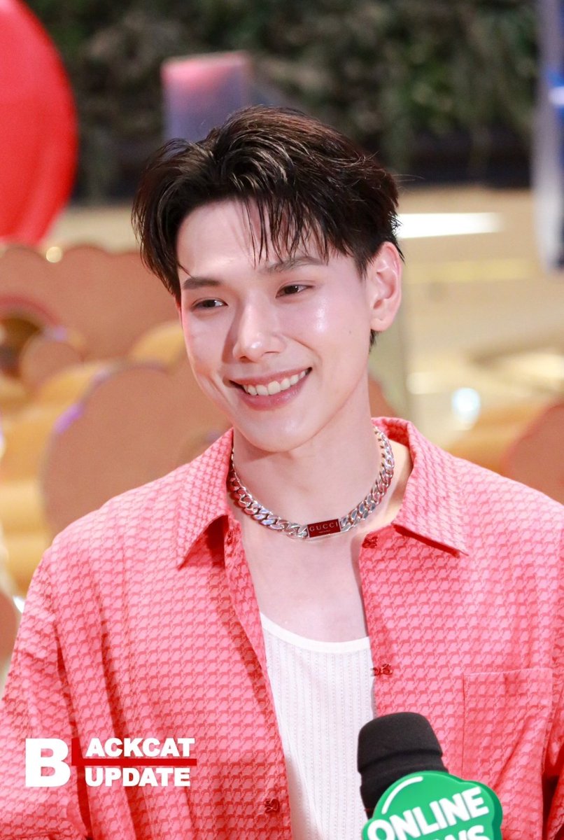 สดใสจังเลยค้าบบน่าร้าก 

DAOU AT SIAM PARAGON 
#SiamParagonCNY2026xDAOU
#SiamParagonCNY2026
#ต้าห์อู๋ #DAOU #oueiija <a href="/oueiija/">ไดโนเสาร์ย้าก🦖</a>