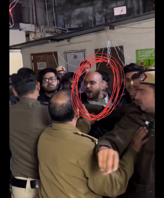 ITSCK47's tweet photo. Arrest this B∆§terd

Slap NSA on him. 

#ArrestRuchiTiwari https://t.co/llZNjjhpWX