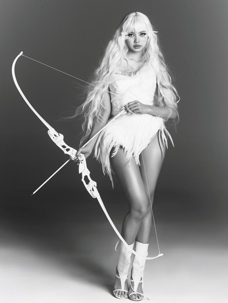 Lallice__'s tweet photo. Cupid Lisa 😍😍 https://t.co/kvFjfmdjFr