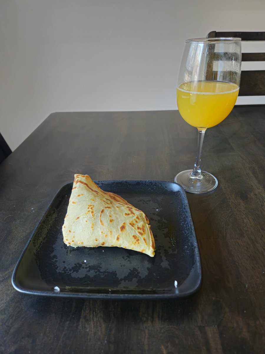 Happy Valentine's Day from the significant Otter and I! I know today can be tough for some. Just remember you are loved, you are important, you matter ❤️.

Also I made crepes and mimosas 🥂