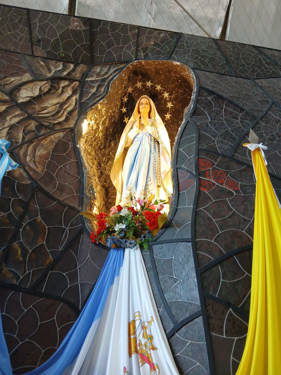 RADIOBUENACEPA's tweet photo. 11 de Febrero 2026 . Challao .Mendoza . Virgen de Lourdes . Madre Ruega por Nosotros ! https://t.co/BhpbzjGHgk