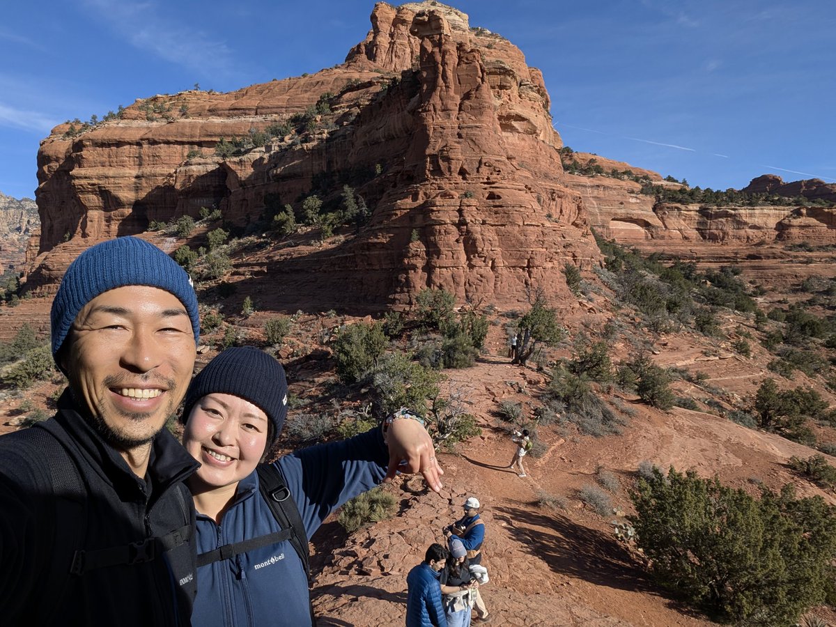 chikyugi358's tweet photo. アメリカキャンプ第三弾の地セドナ。4大ボルテックスの一つ、『ボイトンキャニオン』と、その近くの『バーシングケイブ』に行って来た。
キャンプ地の「マンザニータキャンプ場」からすぐ来れる絶景スポット!
雰囲気は圧倒的。
#ボイトンキャニオン #セドナ #boyntoncanyon #sedona #birthingcave https://t.co/dwzCFmPqTn