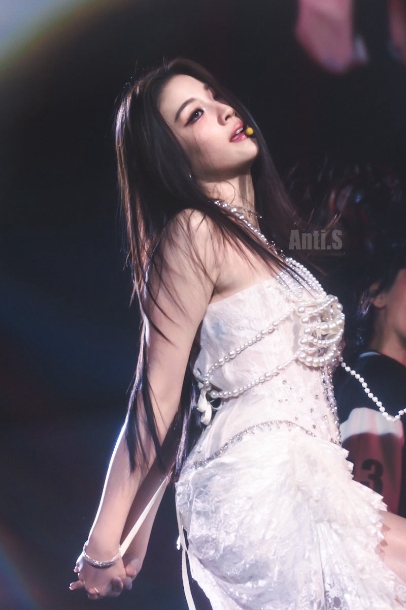 26.02.14 GINNYJAYNA [HEART TO HEART] FANCON
Gorgeous☺️
少少似Victoria’s Secret 風🪽

🚫Re-edit &amp; commercial use
🚫禁商用刪改水印‼️

GINJAY HEART TO ALKEY

#GinnyJaynaFirstFanconTH
#GinJay #จินเจ #ginnynatnicha