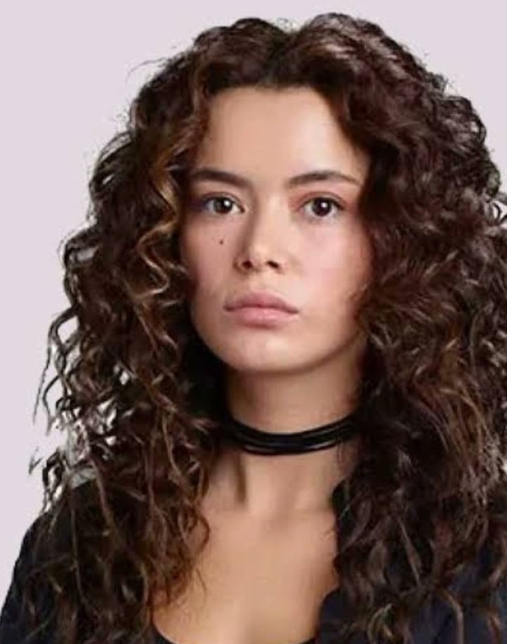 Bugün tüm gün biz