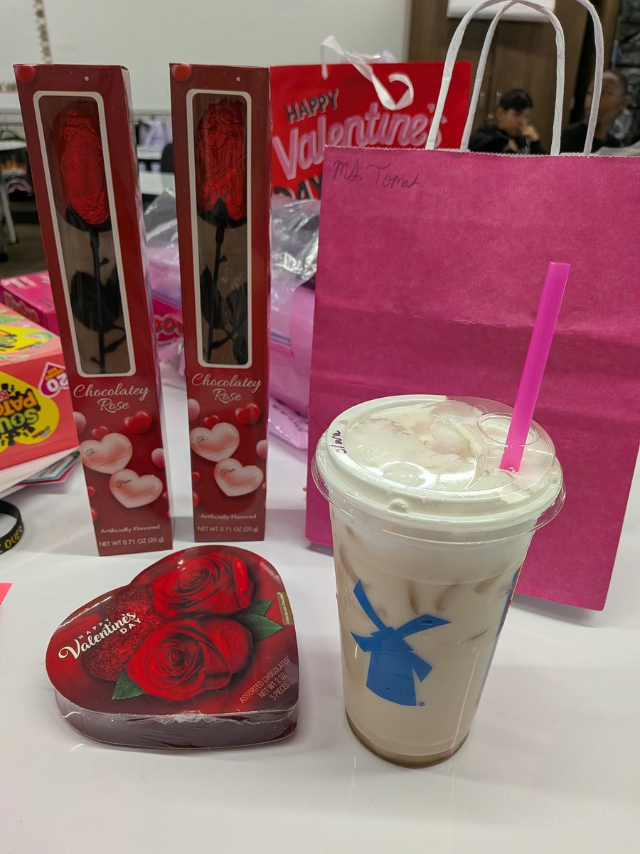 Miss J Thomas tweet media