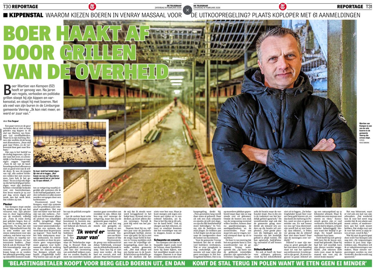 AlicevanDrie's tweet image. „Daar heb ik ook de Herman Wijffels-innovatieprijs mee gewonnen. De provincie kwam langs en ze vonden het allemaal geweldig, maar op datzelfde moment maakten ze wetgeving waarbij eigenlijk alle systemen die ik in de stal had geplaatst, werden verboden en alles moest worden…