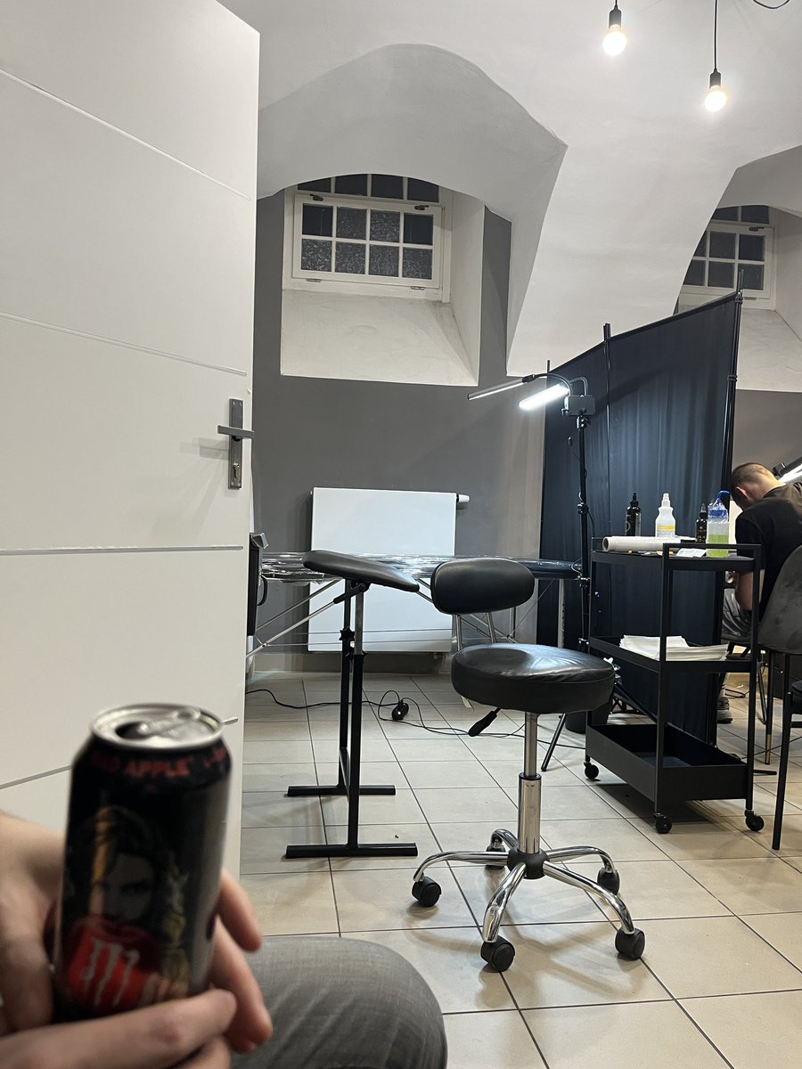 Sevgililer gununde manita ile tattoo date eylemek